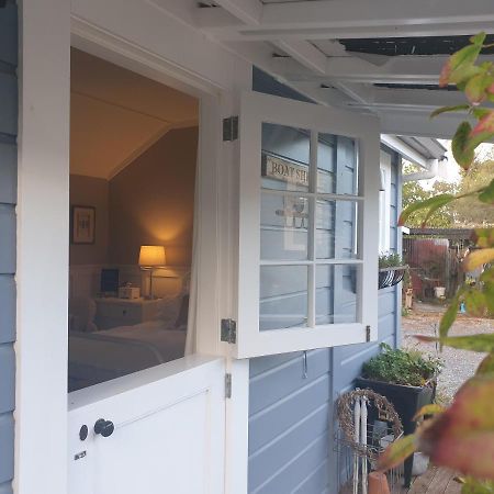 Cabins On Tudor Bed & Breakfast Motueka Luaran gambar