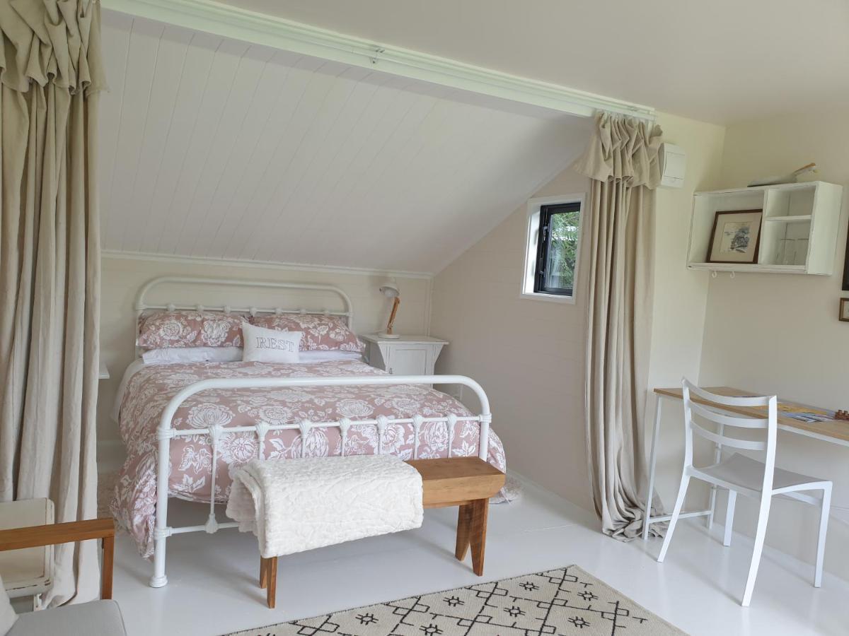 Cabins On Tudor Bed & Breakfast Motueka Luaran gambar