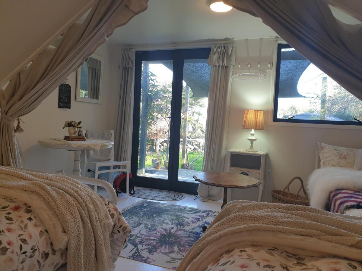 Cabins On Tudor Bed & Breakfast Motueka Luaran gambar